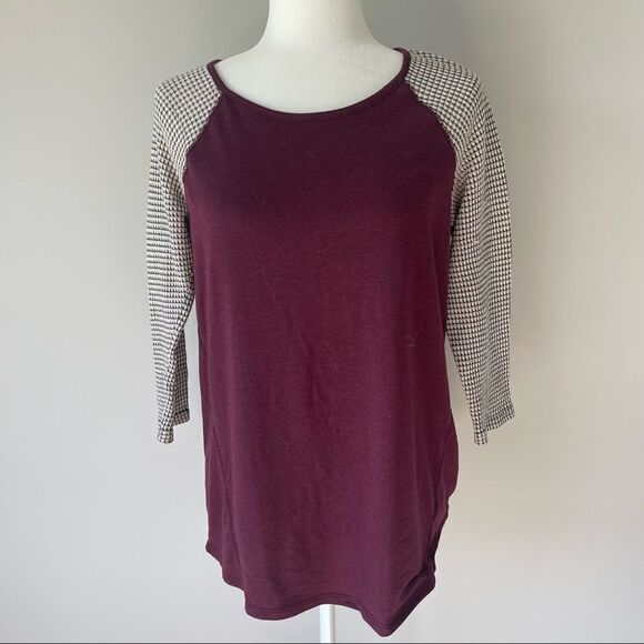 Isela Baseball Tee with Patterned Sleeves - Picture 1 of 3